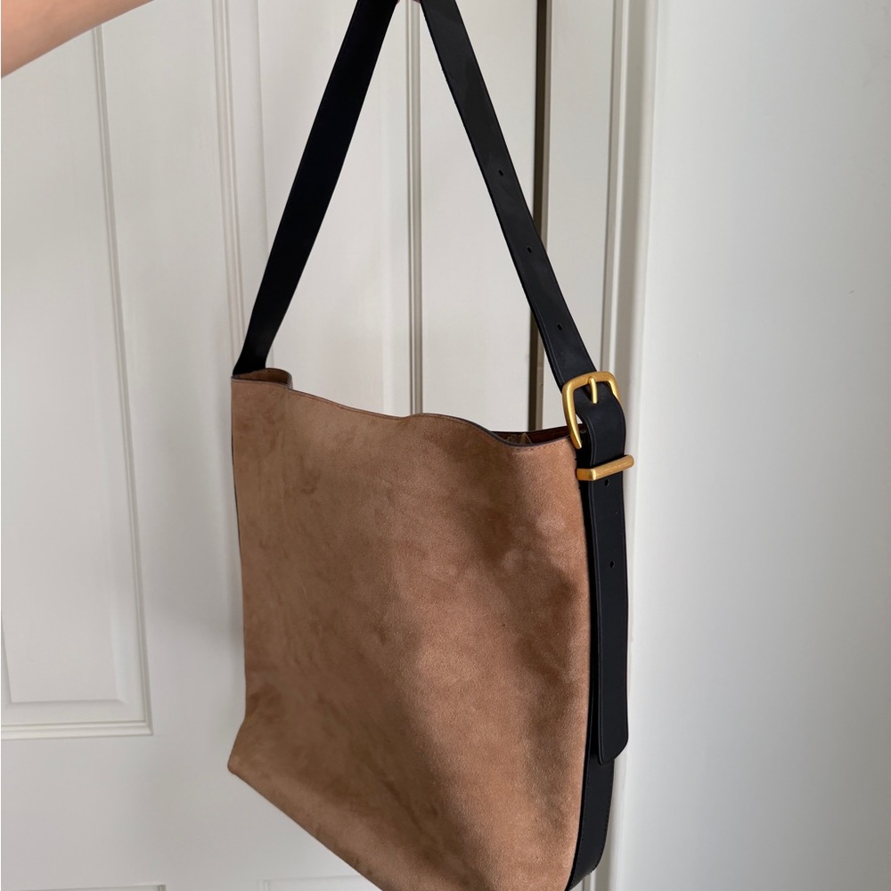 Madewell essential bucket tote Tan suede